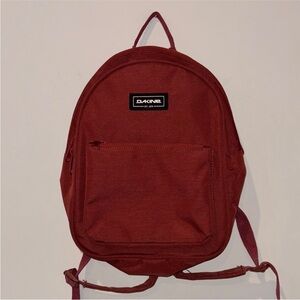 Dakine Essentials‎ Mini 7L Backpack